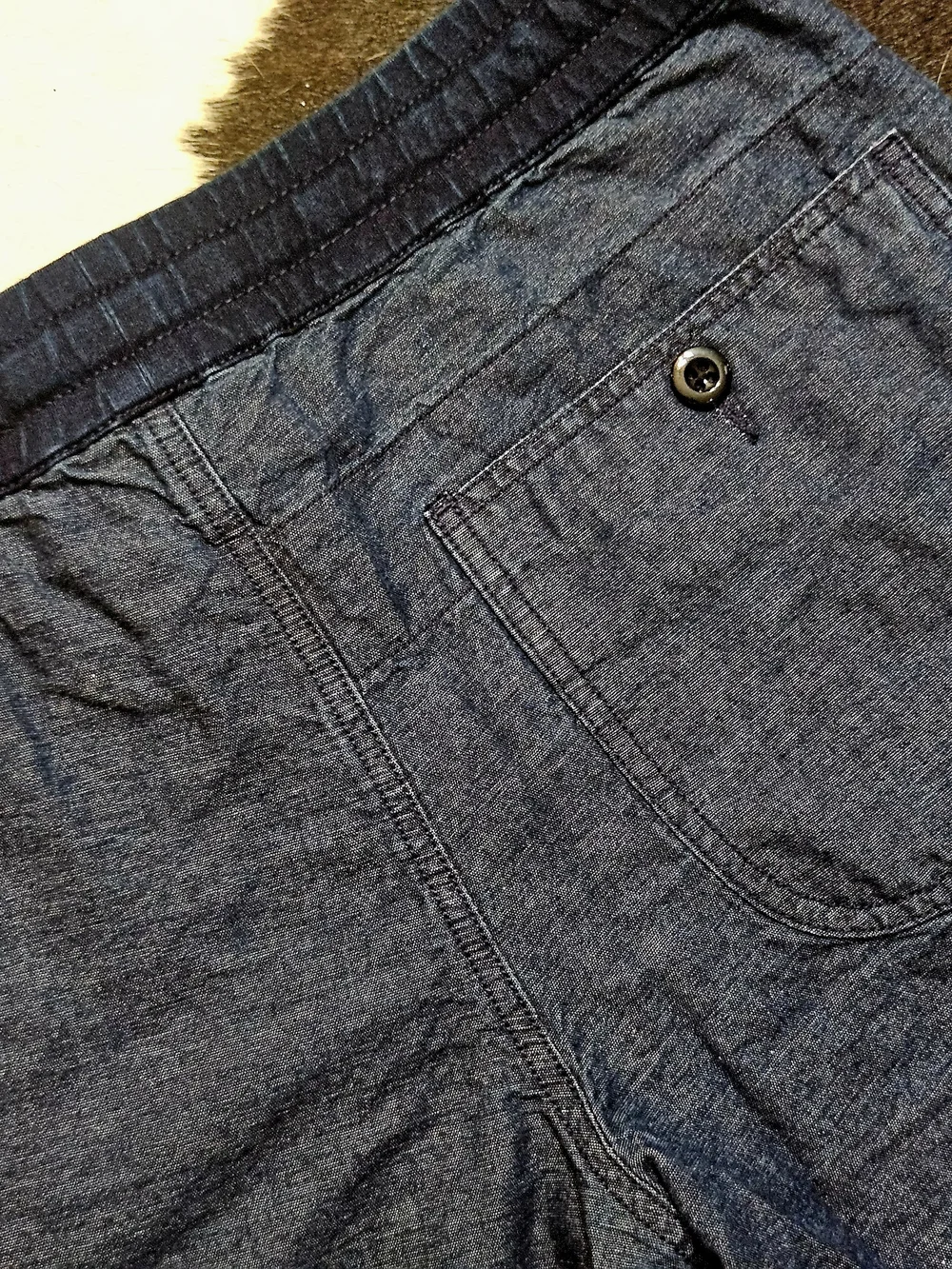 J. Crew Men's Navy Blue Hybrid Shorts with Cream Drawstring Sz SMALL